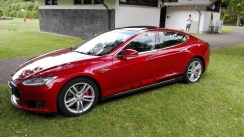Tesla Auto Garantie