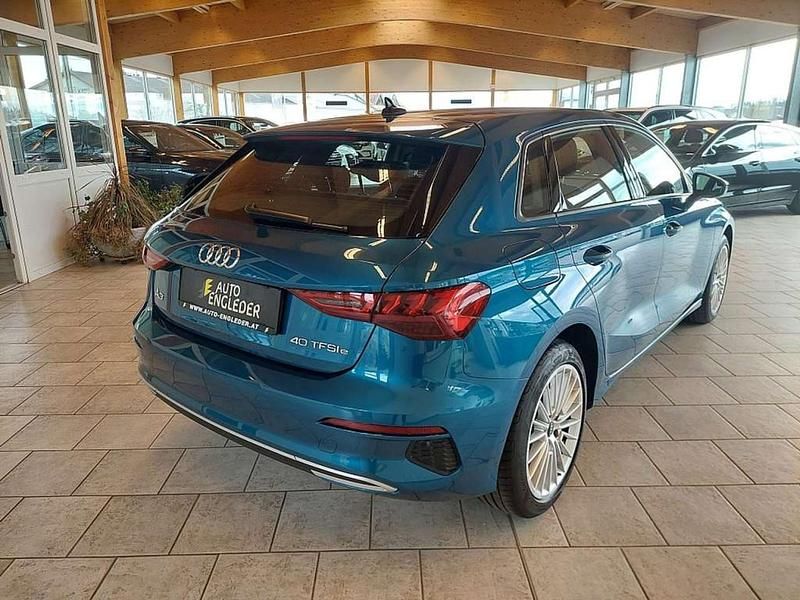 Gebraucht Audi A3 Advanced 150 PS (110 kW) 2021 Blau Limousine