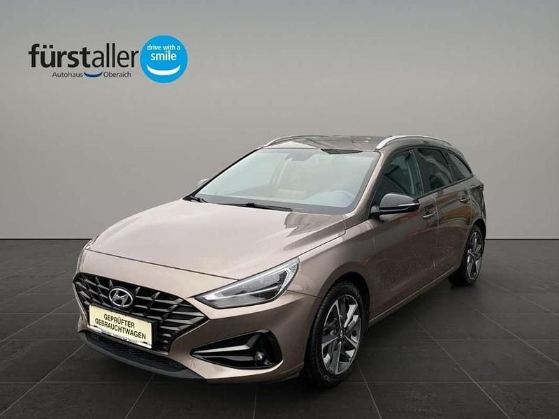 Braun Gebraucht 2021 Hyundai i30 Trend Kombi | € 15.490 (Fairer Preis) - Bild 1/4