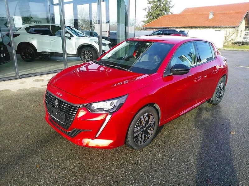 Rot Gebraucht 2022 Peugeot 208 Allure Kleinwagen | € 15.900 (Etwas zu teuer) - Bild 1/4