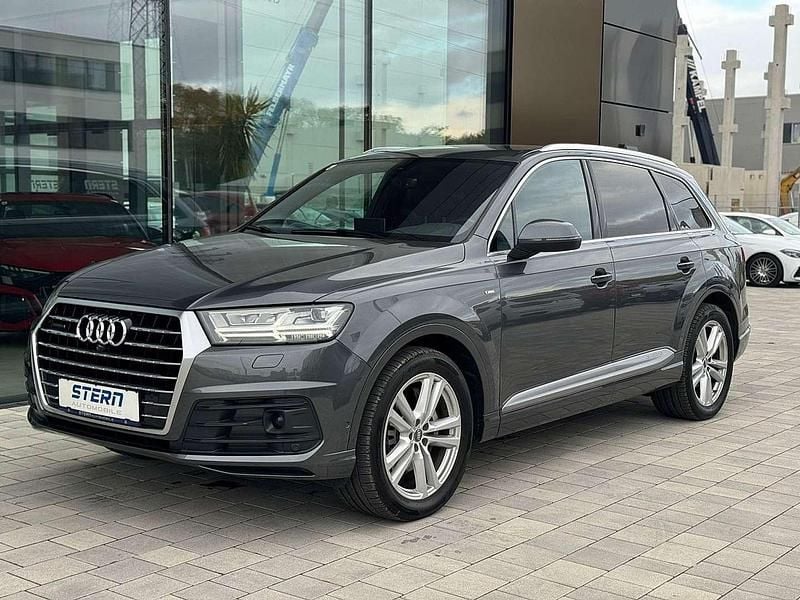 Grau Gebraucht 2015 Audi Q7 S-Line SUV | € 39.990 (Teuer) - Bild 1/4