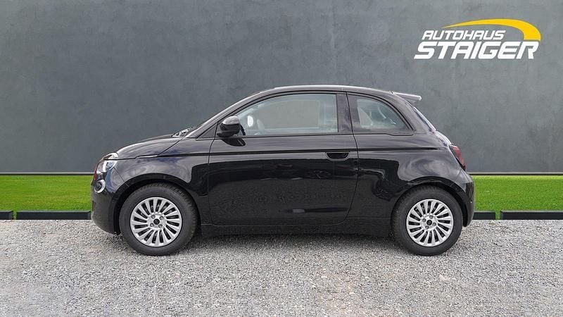 Schwarz Gebraucht 2023 Fiat 500e Icon Kleinwagen | € 21.978 (Fairer Preis) - Bild 1/4