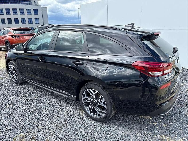 Neu Hyundai i30 N Line 95 PS (69 kW) 2025 Grau Kombi