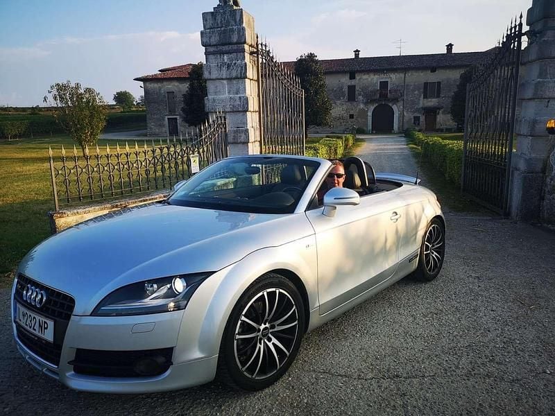 Silber Gebraucht 2007 Audi TT Roadster S-Line Cabrio | € 12.499 - Bild 1/4