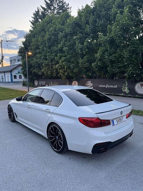 Gebraucht BMW 520 M Sport 190 PS (139 kW) 2017 Limousine