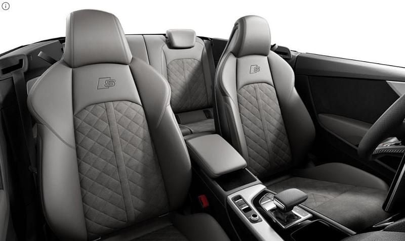 Gebraucht Audi A5 Cabriolet S-Line 163 PS (119 kW) 2024 Weiss  metallic Cabrio