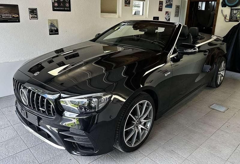 Gebraucht Mercedes E220 AMG 194 PS (142 kW) 2021 Schwarz Cabrio