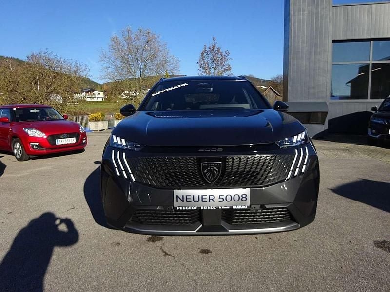 Neu Peugeot 5008 GT 145 PS (106 kW) 2025 Grau SUV