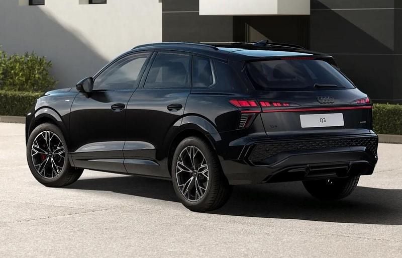 Neu Audi Q3 S-Line 204 PS (150 kW) 2025 Schwarz SUV