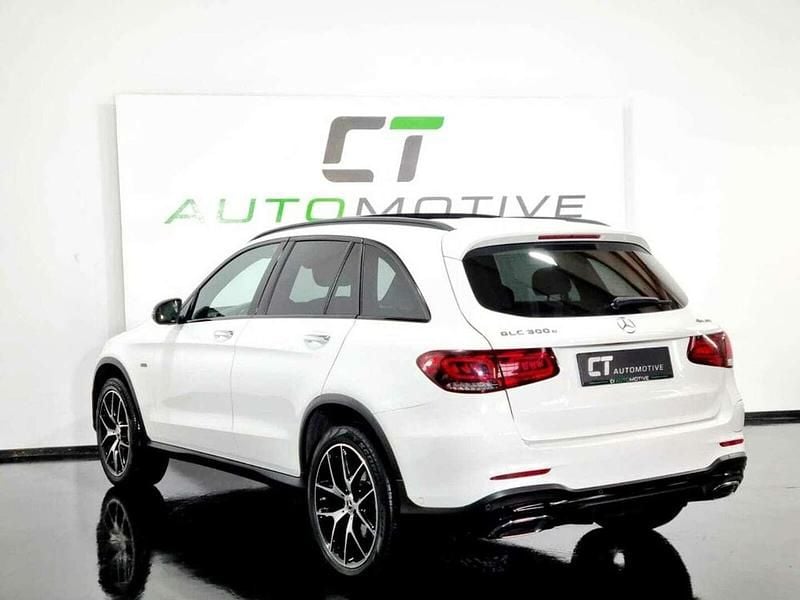 Gebraucht Mercedes GLC300 AMG line 211 PS (155 kW) 2020 Weiß SUV