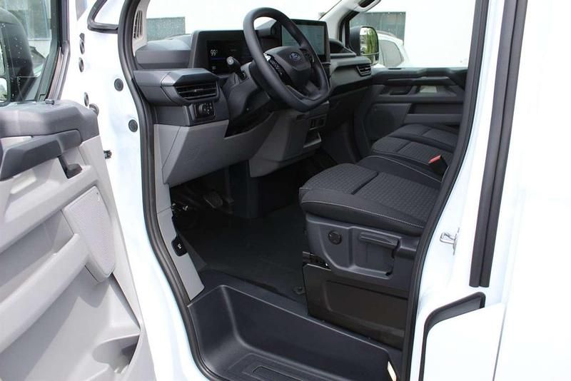 Gebraucht Ford E-Transit Trend 160 kW (218 PS) 2025 Weiß Van