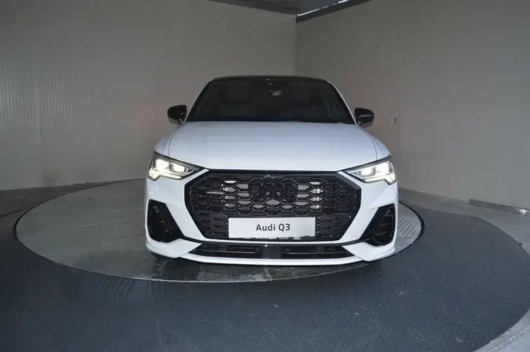 Gebraucht Audi Q3 Sportback Admired 193 PS (141 kW) 2024 Weiss  metallic SUV