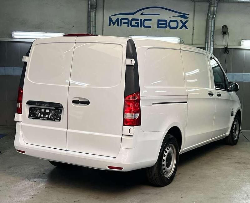 Gebraucht Mercedes Vito 102 PS (75 kW) 2021 Weiß Van