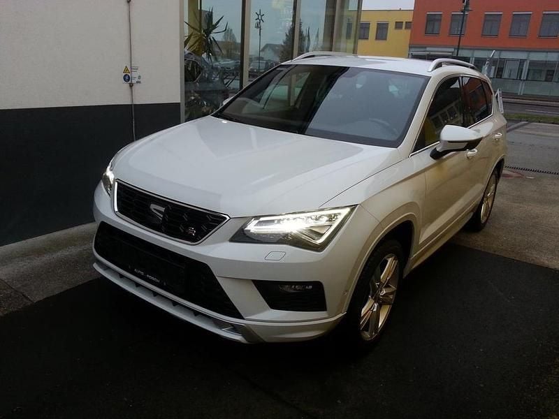 Weiss metallic Gebraucht 2019 Seat Ateca FR SUV | € 19.970 (Guter Preis) - Bild 1/4