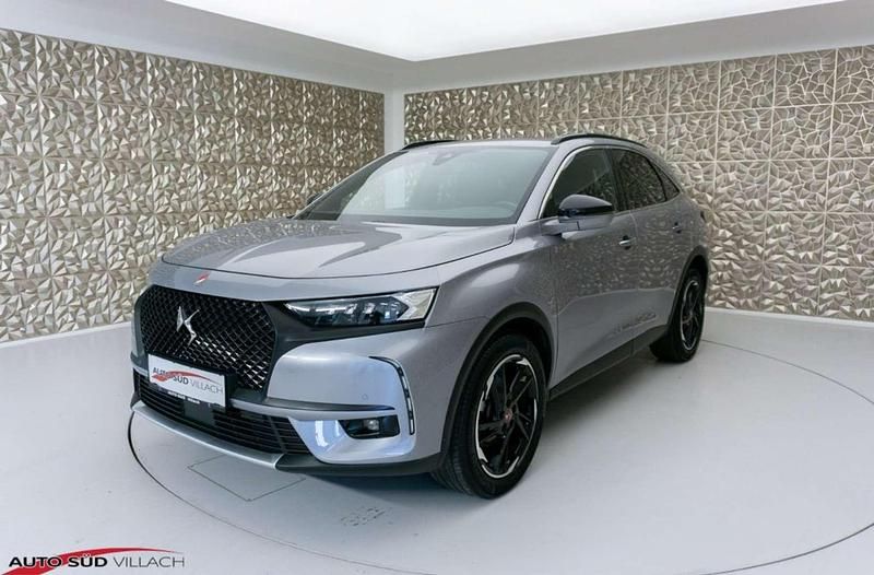 Grau Gebraucht 2022 DS Automobiles DS7 Crossback SUV | € 28.900 - Bild 1/4