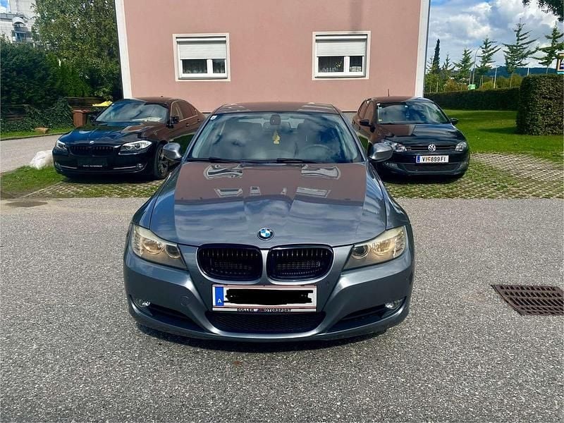 Grau Gebraucht 2010 BMW 318 Limousine | € 4.500 (Superpreis) - Bild 1/4