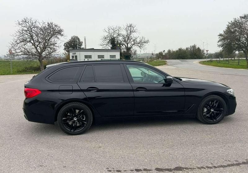 Gebraucht BMW 530 Sport Line 265 PS (194 kW) 2017 Kombi