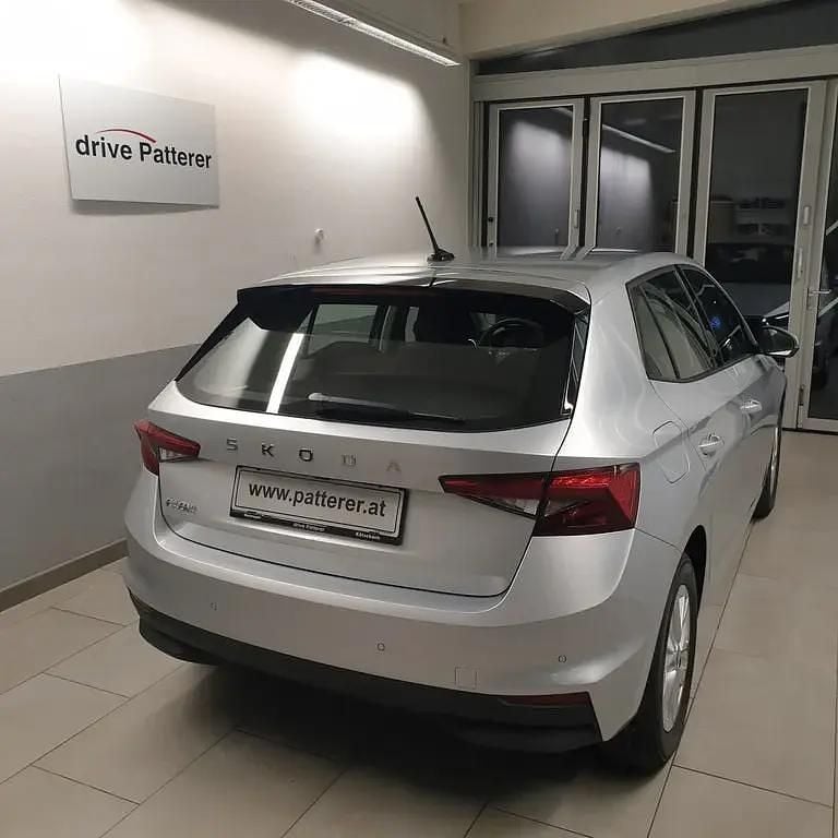 Neu Skoda Fabia Selection 95 PS (69 kW) 2025 Silber  metallic Kleinwagen