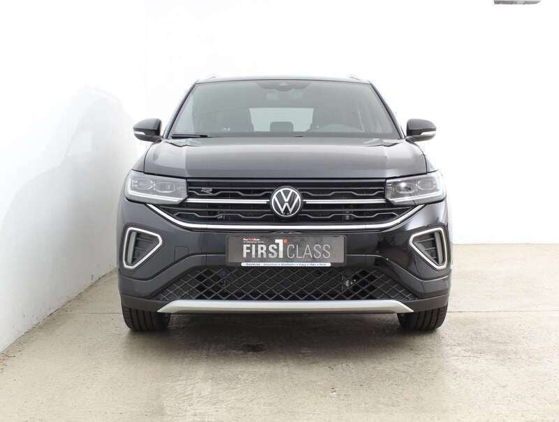 Gebraucht VW T-Cross Sport 116 PS (85 kW) 2025 Schwarz  metallicperleffektno SUV