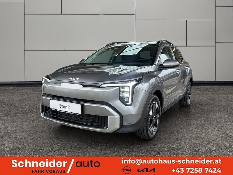Neu Kia Stonic Silver 101 PS (74 kW) 2025 Grau SUV