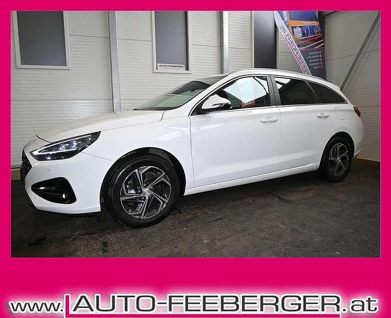 Weiß Gebraucht 2022 Hyundai i30 Kombi | € 17.890 (Fairer Preis) - Bild 1/4