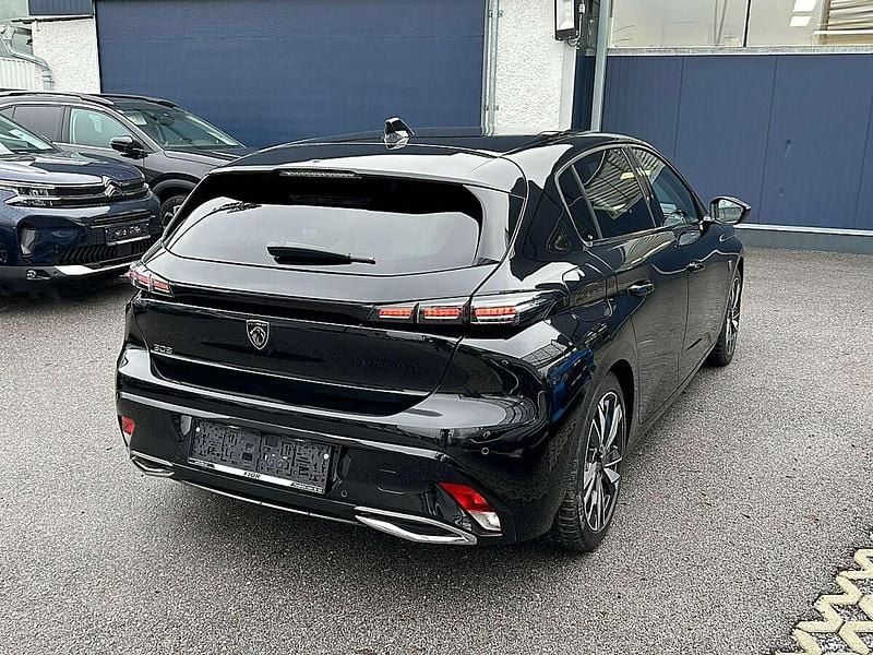 Gebraucht Peugeot 308 Allure 131 PS (96 kW) 2022 Schwarz Limousine