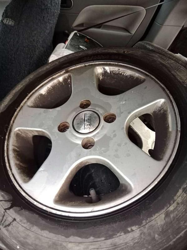 Gebraucht Ford Fiesta 69 PS (50 kW) 2002 Silber Kleinwagen