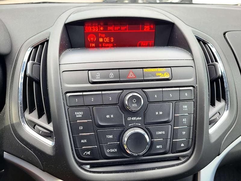 Gebraucht Opel Zafira Tourer Edition 120 PS (88 kW) 2015 Schwarz Van / Kleinbus