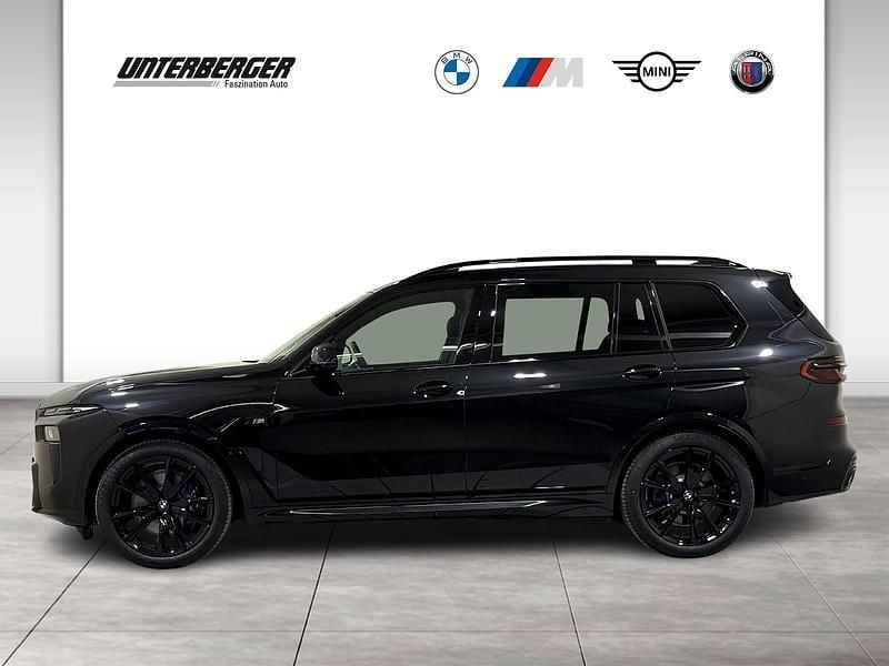 Neu BMW X7 M Sport 352 PS (258 kW) 2026 Schwarz SUV