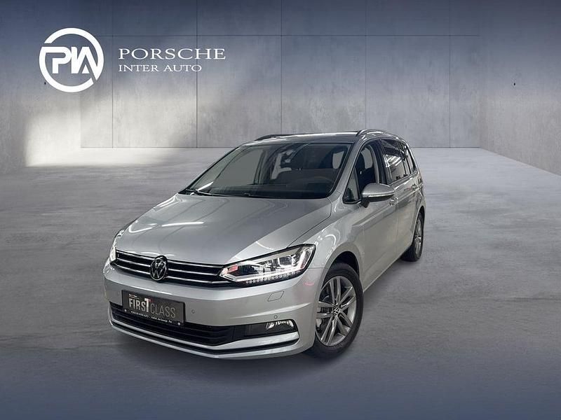 Neu VW Touran 150 PS (110 kW) 2025 Silber  metallic Van / Kleinbus