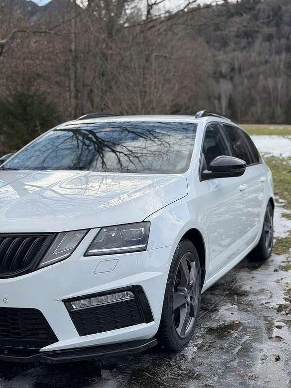 Gebraucht Skoda Octavia RS 184 PS (135 kW) 2017 Weiß Kombi