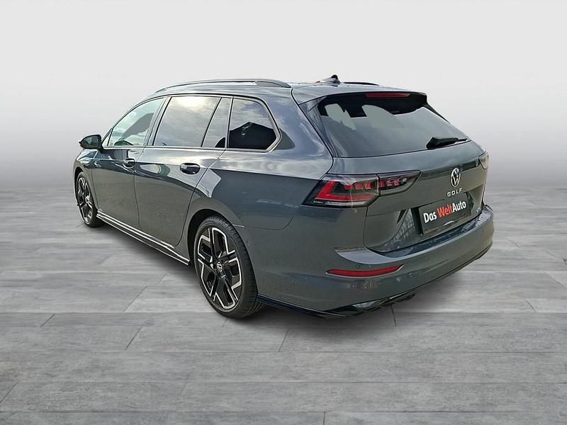 Neu VW Golf VIII Sport 150 PS (110 kW) 2026 Mittelgrau  metallic Kombi
