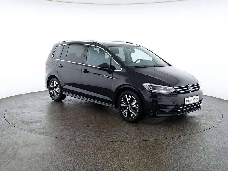 Gebraucht VW Touran Highline 150 PS (110 kW) 2022 Schwarz  metallic Van / Kleinbus