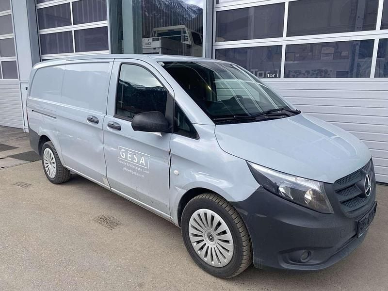 Gebraucht Mercedes Vito 163 PS (119 kW) 2018 Grau Van