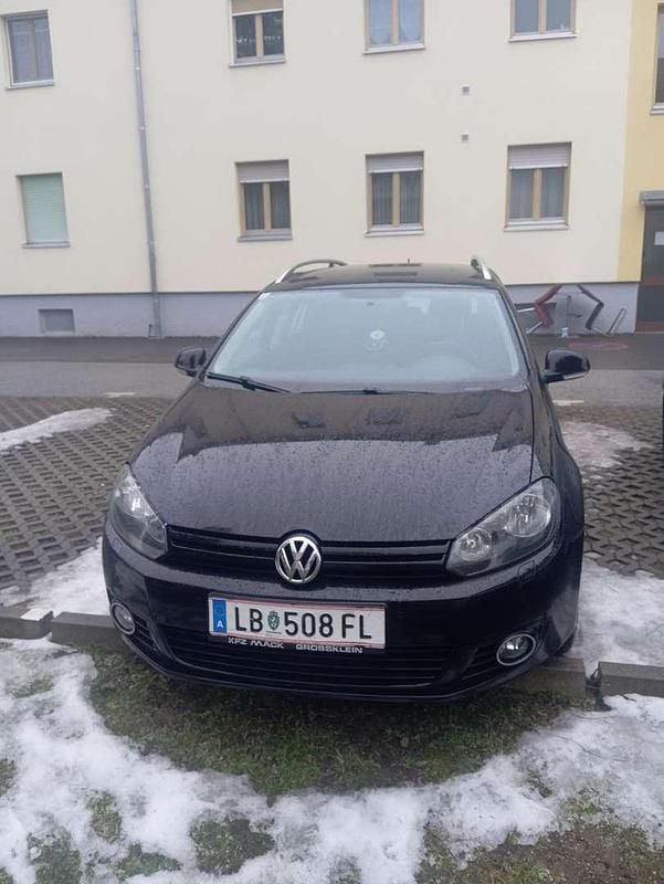 Gebraucht VW Golf VI 90 PS (66 kW) 2011 Schwarz Kleinwagen
