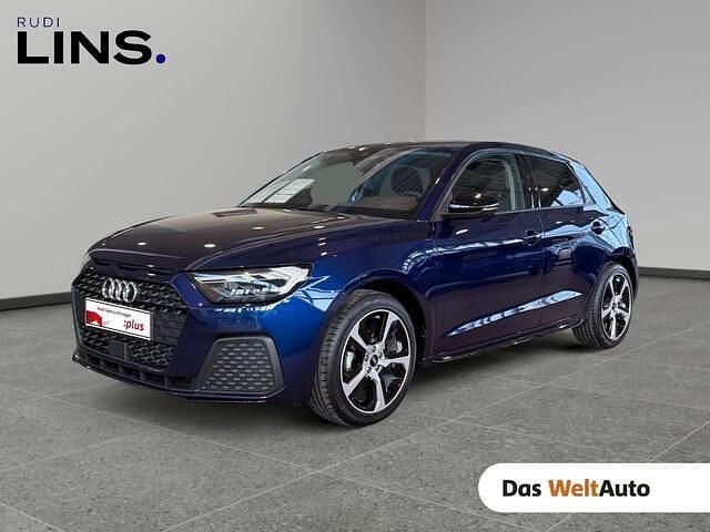 Neu Audi A1 Comfort 95 PS (69 kW) 2026 Blau SUV