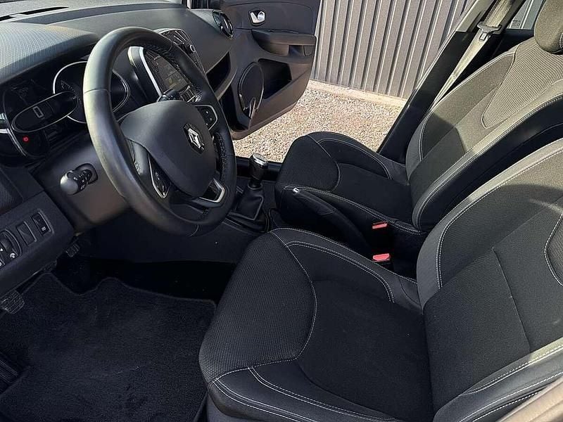 Gebraucht Renault Clio IV LIMITED 76 PS (55 kW) 2019 Grau Limousine