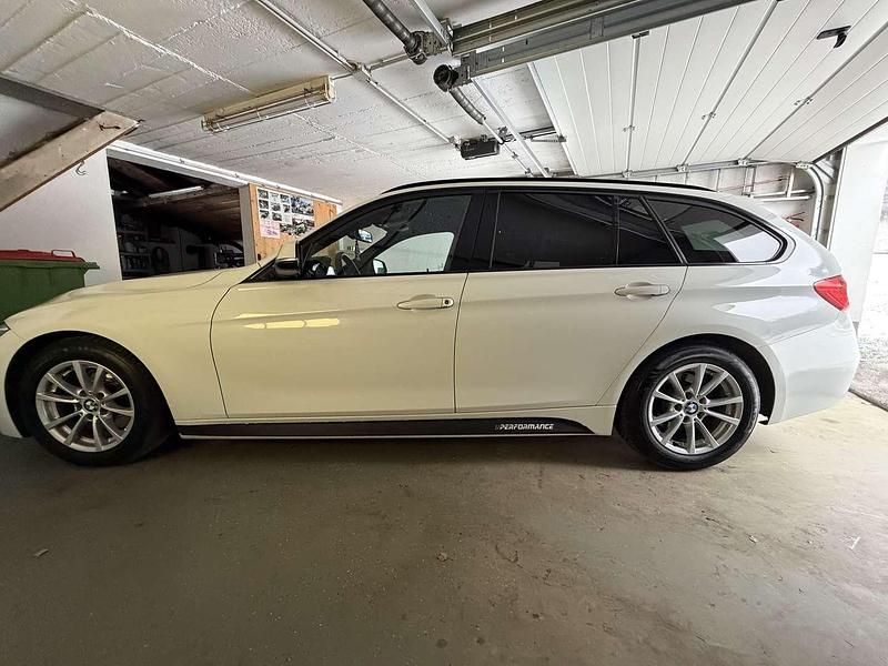 Gebraucht BMW 320 M Sport 184 PS (135 kW) 2013 Weiß Kombi