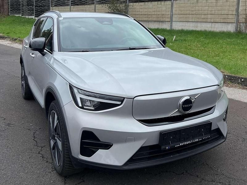 Gebraucht Volvo XC40 Plus 185 kW (252 PS) 2023 Silber SUV