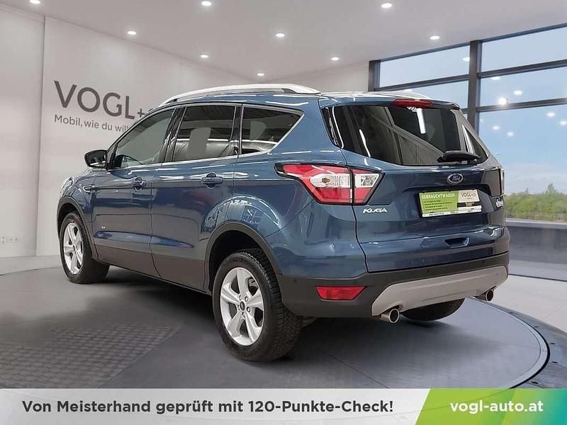 Gebraucht Ford Kuga Titanium 150 PS (110 kW) 2018 Blau SUV
