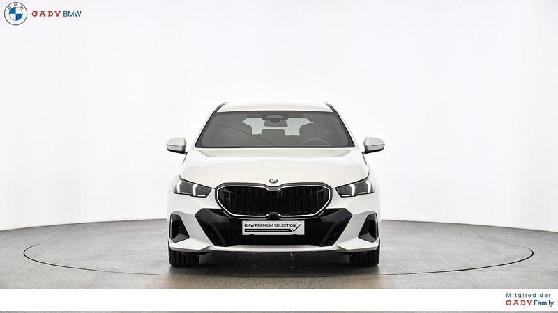Gebraucht BMW 540 Shadowline 303 PS (222 kW) 2025 Weiß Kombi
