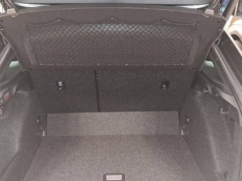 Neu Skoda Scala Monte Carlo 95 PS (69 kW) 2026 Mittelgrau  metallic Kleinwagen