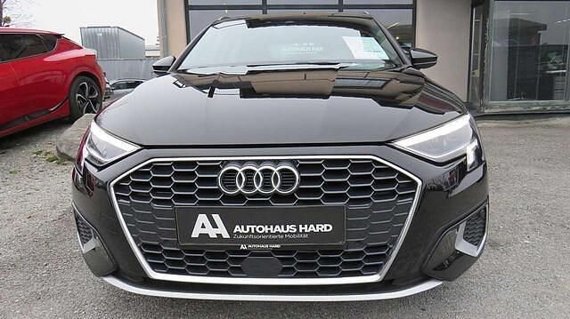 Gebraucht Audi A3 Comfort 150 PS (110 kW) 2020 Schwarz Limousine