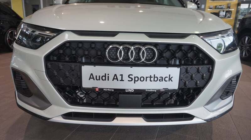Neu Audi A1 115 PS (84 kW) 2025 Silber  metallic Kleinwagen