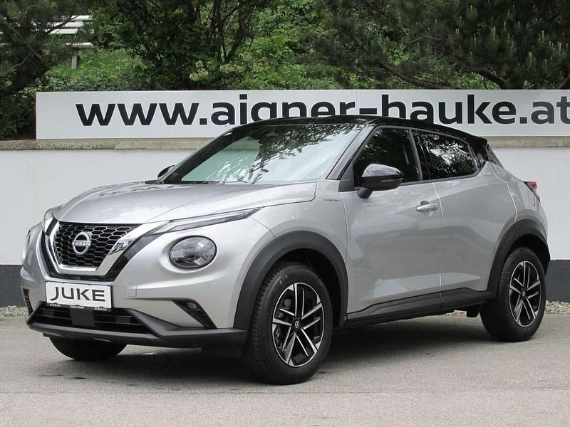 Neu Nissan Juke N-Connecta 114 PS (83 kW) 2025 Silber SUV