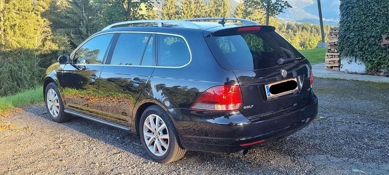 Gebraucht VW Golf VII Comfortline 105 PS (77 kW) 2013 Schwarz Kombi