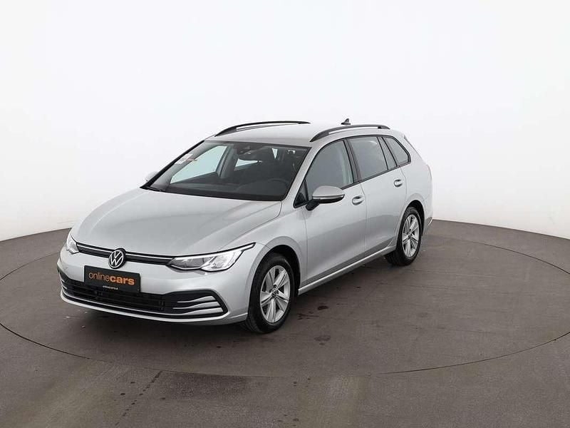 Gebraucht VW Golf VIII Life 150 PS (110 kW) 2022 Silber Kombi