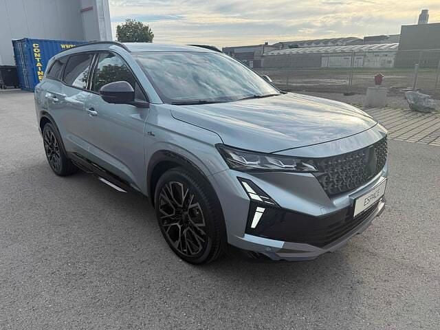 Neu Renault Espace 200 PS (147 kW) 2025 Grau sonderlackierung Van / Kleinbus