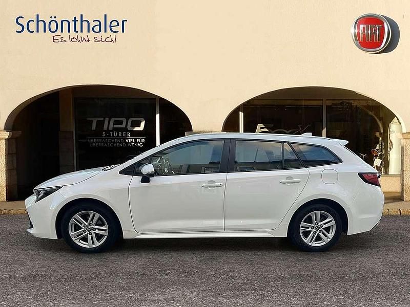 Gebraucht Toyota Corolla Style 116 PS (85 kW) 2020 Weiß Kombi