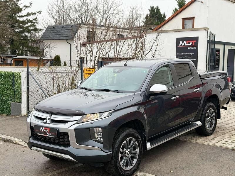 Gebraucht Mitsubishi L200 Basis 150 PS (110 kW) 2020 Grau Abholung